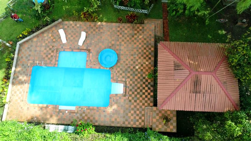 piscina y jacuzzi de Finca Hotel las Franciscas