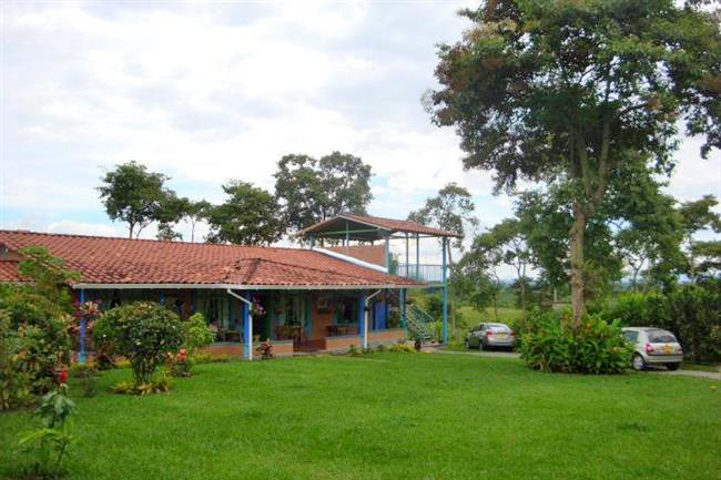 villaangelica10 Alquiler Fincas Quindio Hoteles Eje Cafetero Planes Transporte zonas verdes Finca Villa Angelica