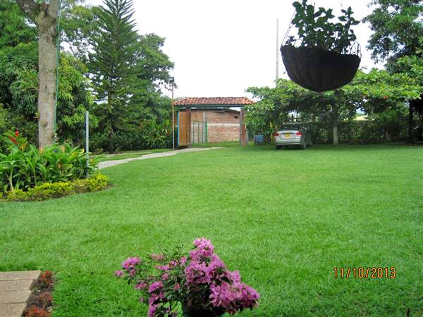 villaangelica17 Alquiler Fincas Quindio Hoteles Eje Cafetero Planes Transporte espacio libre Finca Villa Angelica