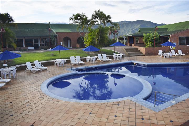 piscina Hotel los Viñedos
