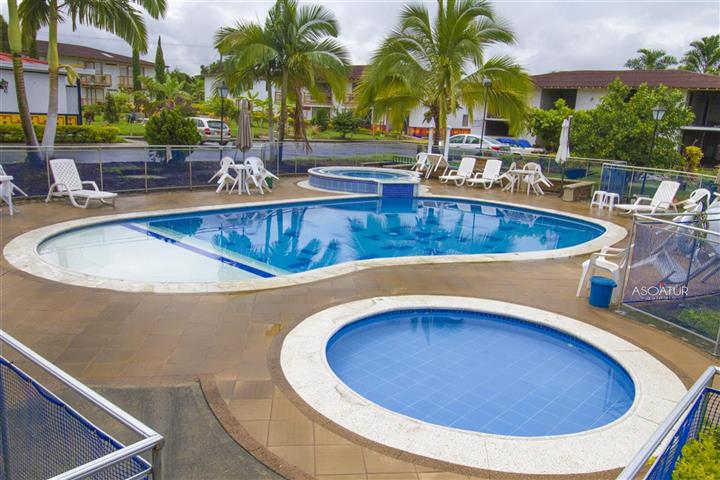 piscinas exterior Las Aldeas Hotel Resort
